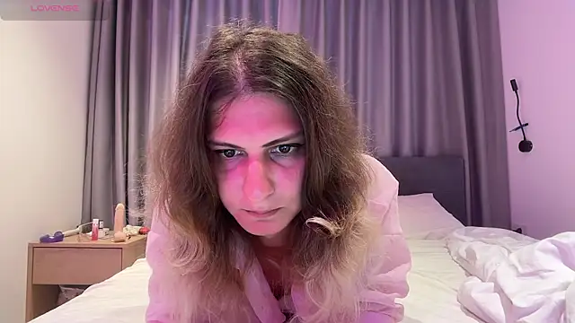 Alice Pinkhead online show from December 23, 2025, 6:00 am