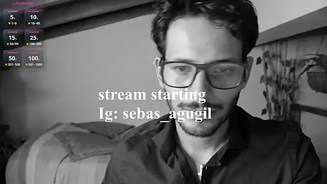 Snapshot of Nicholasrodrii chatting on July 1, 2026, 11:04 pm Nicholasrodrii online show from July 1, 2026, 11:04 pm