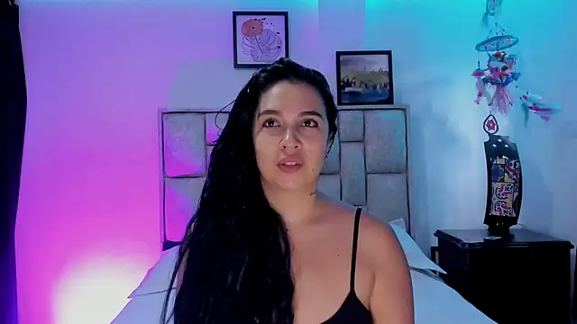 brianaGuzman online show from February 28, 2026, 3:13 pm