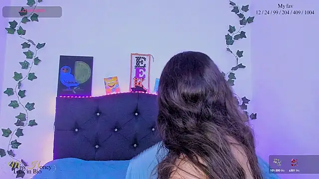 Mxss Honey online show from March 8, 2025, 2:01 am