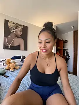 Snapshot of CindyWilliams_ chatting on November 27, 2025, 1:57 pm CindyWilliams online show from November 27, 2025, 1:57 pm