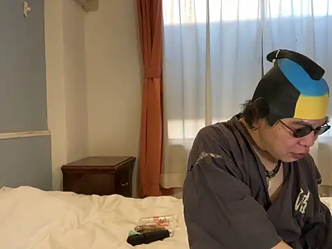 r xyz01 online show from January 17, 2026, 7:24 am