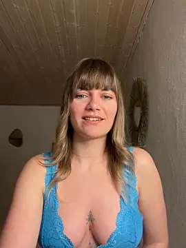 Milla  one online show from February 3, 2025, 7:52 pm