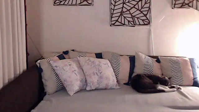 pepper milf online show from March 17, 2025, 4:01 pm