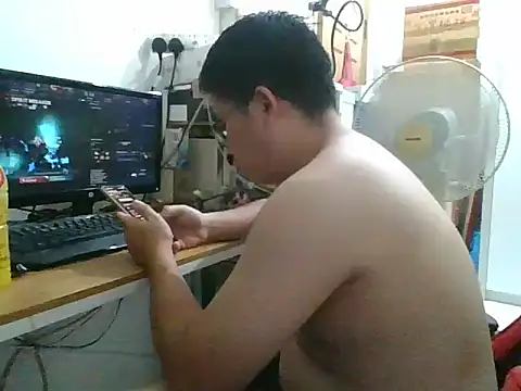 shyboymasturbation online show from December 24, 2024, 3:16 pm