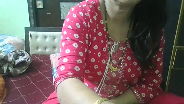 Snapshot of couplesuni chatting on October 25, 2025, 3:36 am couplesuni online show from October 25, 2025, 3:36 am