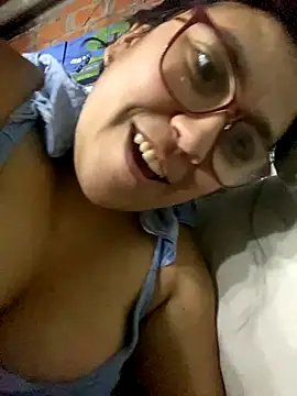 dafne19  online show from November 26, 2025, 3:51 am