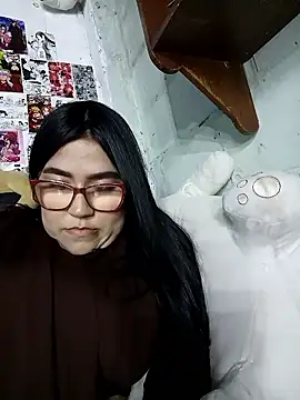 dafne19  online show from January 17, 2026, 6:51 am