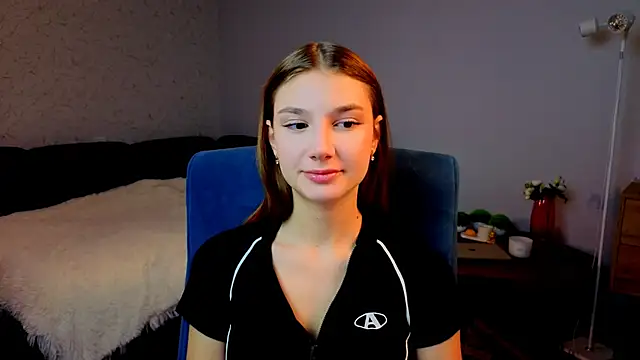 AnaHoney online show from February 4, 2026, 2:28 am