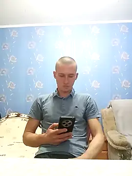 serhii19791 online show from February 3, 2025, 7:52 pm