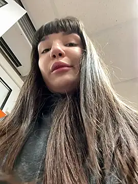 Sophie Avory online show from March 10, 2025, 9:18 pm