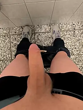 geilehecke1 online show from February 11, 2025, 8:26 am