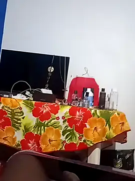 Snapshot of Jeanlaurent972 chatting on March 18, 2025, 2:04 am Jeanlaurent972 online show from March 18, 2025, 2:04 am