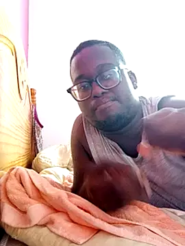 Snapshot of Jeanlaurent972 chatting on September 10, 2025, 2:39 pm Jeanlaurent972 online show from September 10, 2025, 2:39 pm