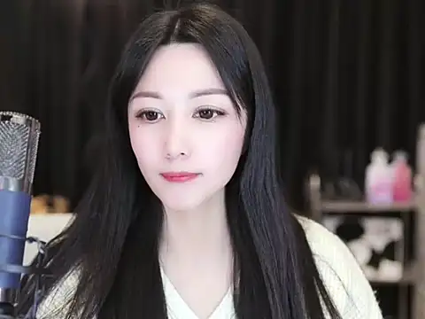 Nuyoah-77 online show from January 18, 2025, 6:53 pm