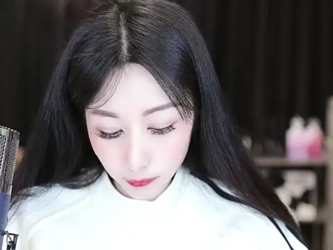 Nuyoah-77 online show from January 20, 2025, 3:50 pm