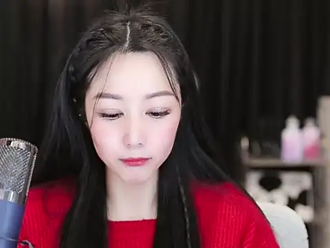 Nuyoah-77 online show from February 2, 2025, 4:54 pm