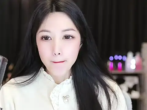 Nuyoah-77 online show from February 12, 2025, 2:54 pm