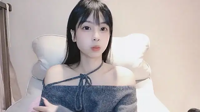 -Hottie online show from January 8, 2025, 3:17 pm