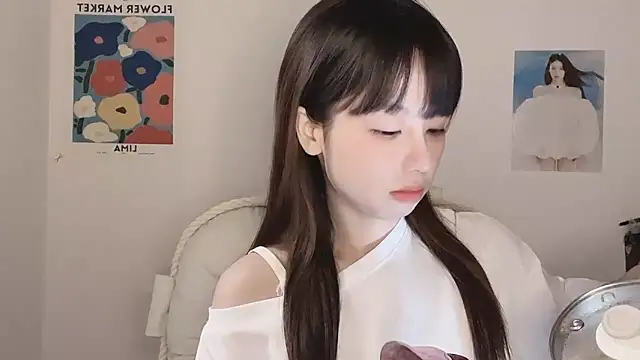 -Hottie online show from November 27, 2025, 4:09 pm