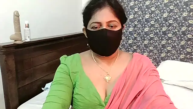 Maya8175 online show from September 9, 2025, 5:12 pm