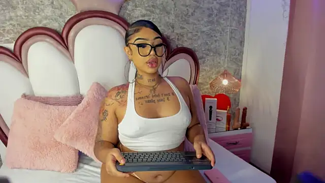 Mia Jansen online show from February 28, 2026, 1:45 pm