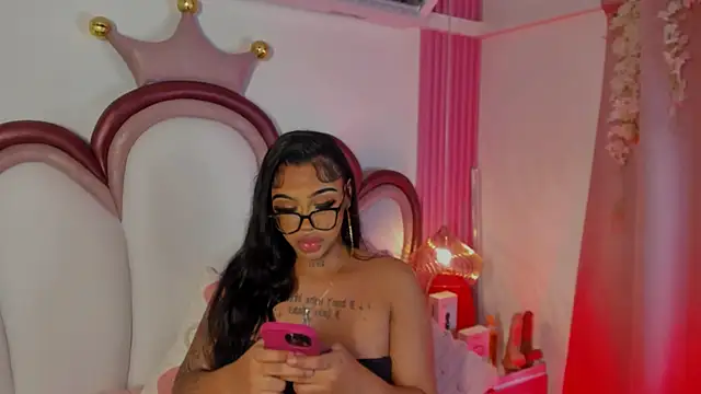Snapshot of Mia_Jansen chatting on August 6, 2026, 1:46 pm Mia Jansen online show from August 6, 2026, 1:46 pm