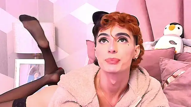 KylieMonnett online show from February 12, 2026, 6:52 am