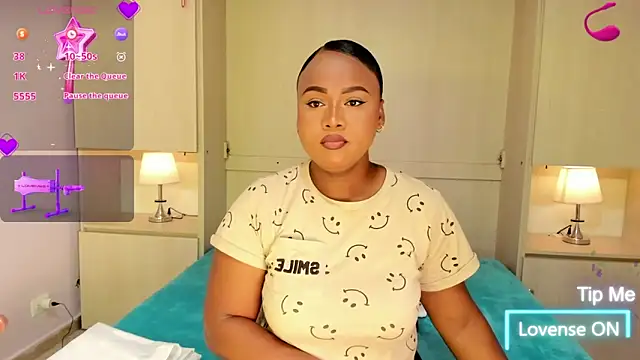 EmilyyStuart online show from February 2, 2026, 7:34 pm