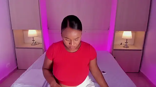 EmilyyStuart online show from March 5, 2026, 3:35 am