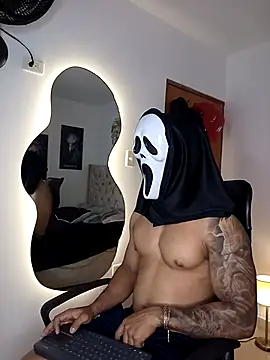 Andrew wolf7 online show from October 9, 2025, 6:39 pm