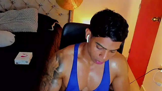 Andrew wolf7 online show from November 27, 2025, 8:05 am