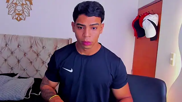 Andrew wolf7 online show from January 17, 2026, 1:43 am