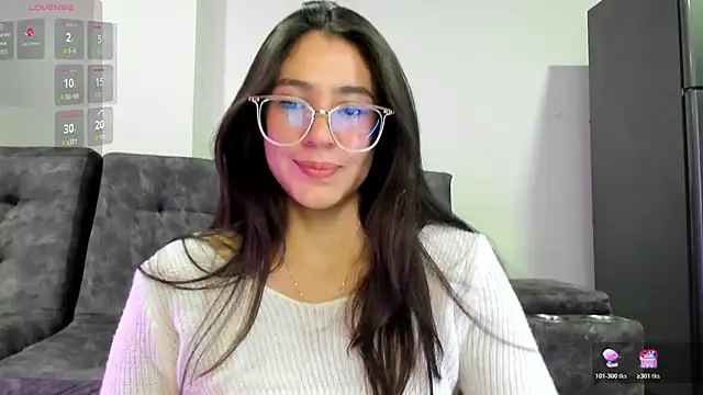 Snapshot of emmadiaz1 chatting on January 13, 2026, 2:50 am emmadiaz1 online show from January 13, 2026, 2:50 am