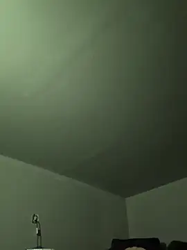 SluttyLyfe4L online show from March 5, 2026, 1:23 am