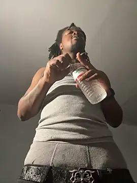 SluttyLyfe4L online show from April 4, 2026, 8:06 pm