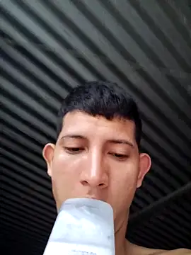 Valentinacuc online show from October 4, 2025, 11:19 am