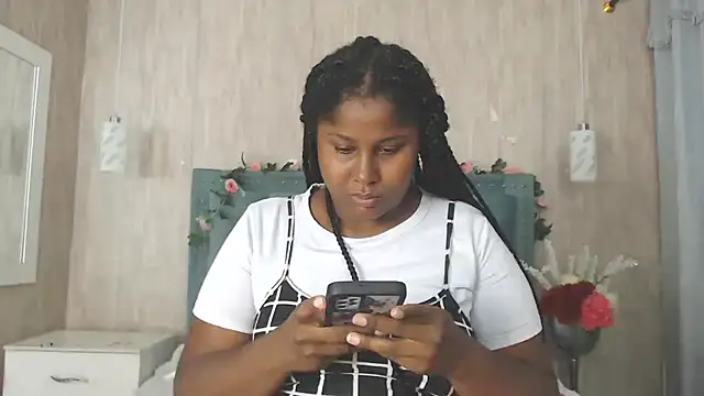 Alexa roussee online show from February 3, 2025, 8:03 pm