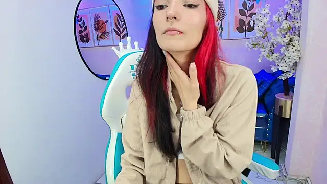 Dafne huges online show from September 23, 2025, 5:16 pm