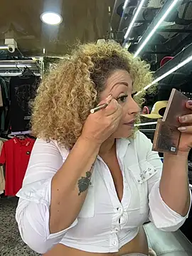 Snapshot of Katti_Barrera chatting on July 26, 2026, 6:04 pm Katti Barrera online show from July 26, 2026, 6:04 pm