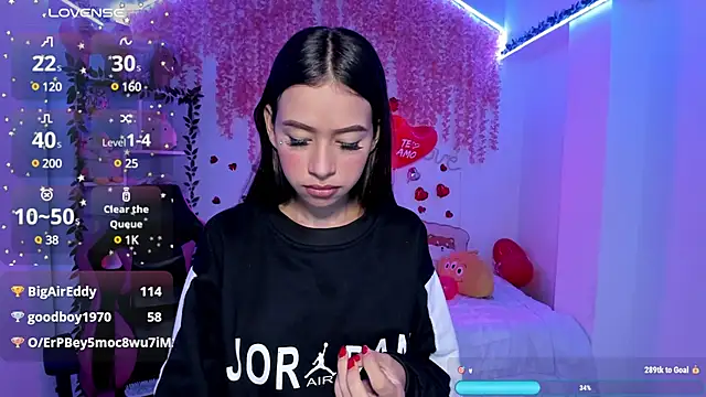 cat kitty18  online show from February 15, 2025, 7:50 pm