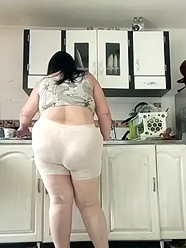 Madisonpalacio online show from February 13, 2025, 4:28 pm