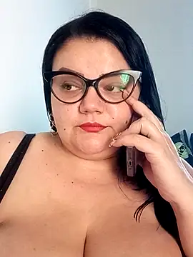 Madisonpalacio online show from December 2, 2025, 7:20 pm