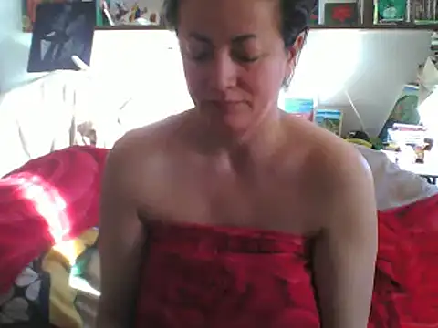MariaAnaSunshine online show from March 6, 2025, 7:57 am