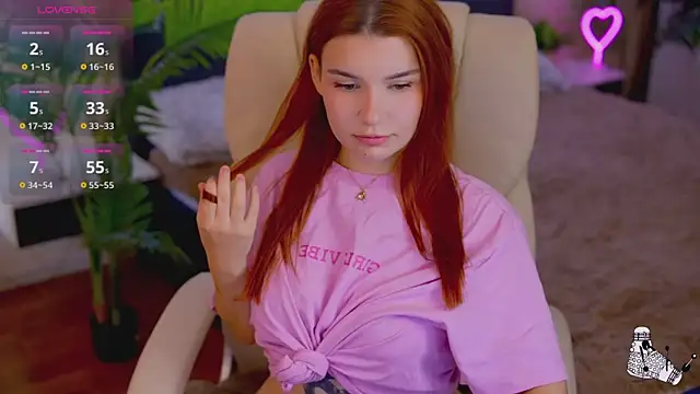 RedShinee online show from September 27, 2025, 5:56 am