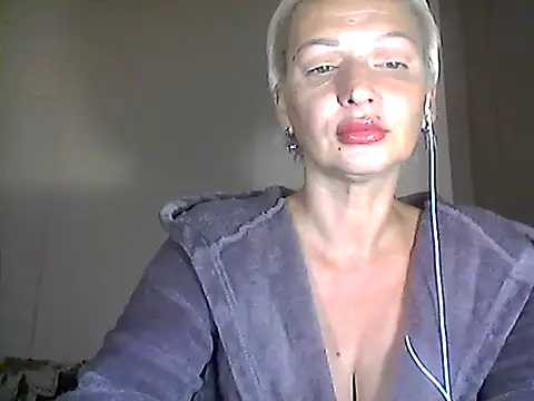 MaryJane441 online show from October 6, 2025, 7:22 pm