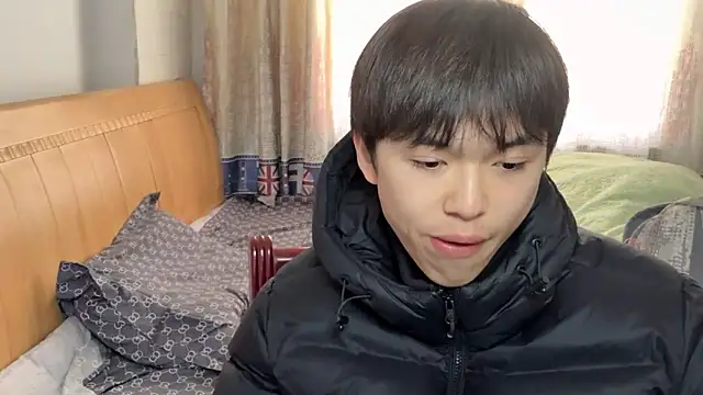 xiaottt1918 online show from January 6, 2025, 4:47 am