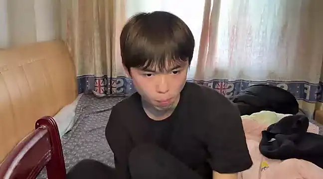 xiaottt1918 online show from January 7, 2025, 8:03 am