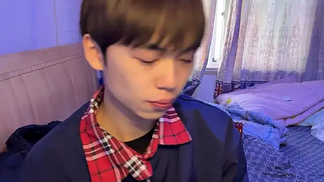 xiaottt1918 online show from January 14, 2025, 8:41 am