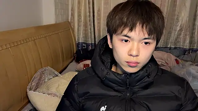 xiaottt1918 online show from January 22, 2025, 12:17 pm